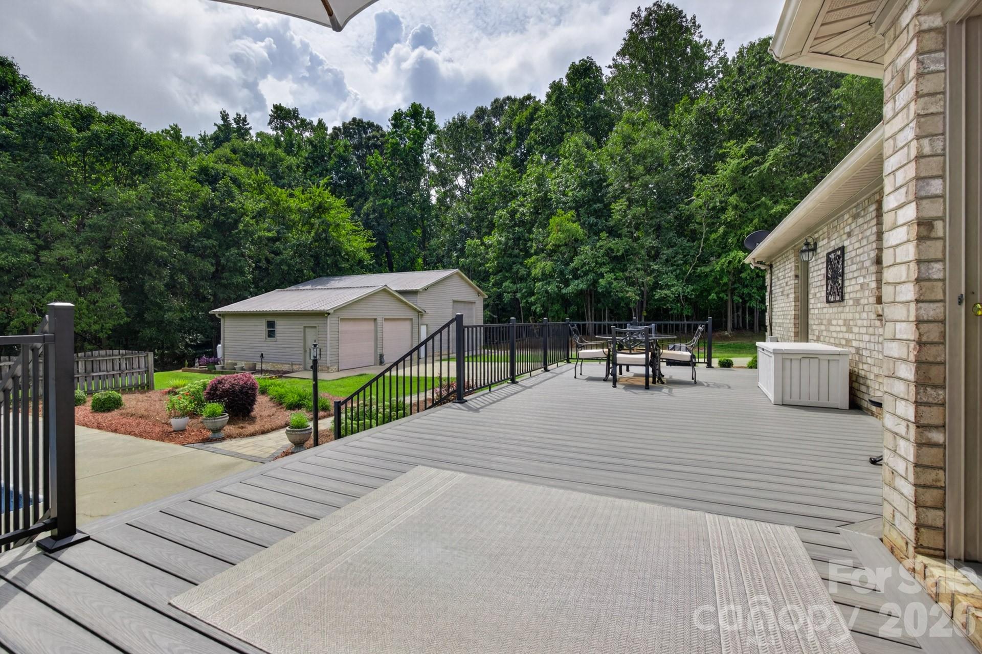 525 Gin Road Property Photo 30