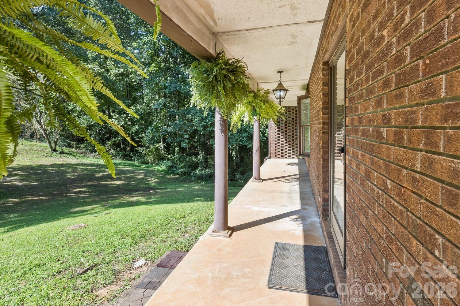 94 Stone Drive Property Photo 5