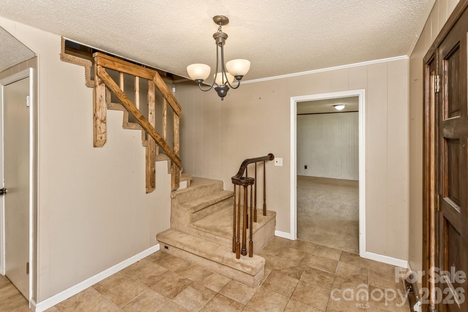 94 Stone Drive Property Photo 6