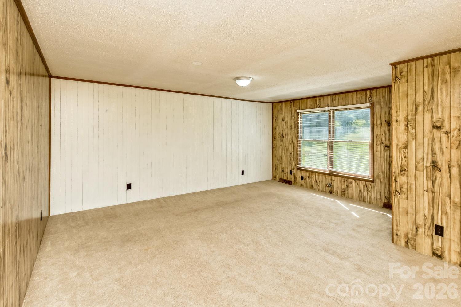94 Stone Drive Property Photo 7