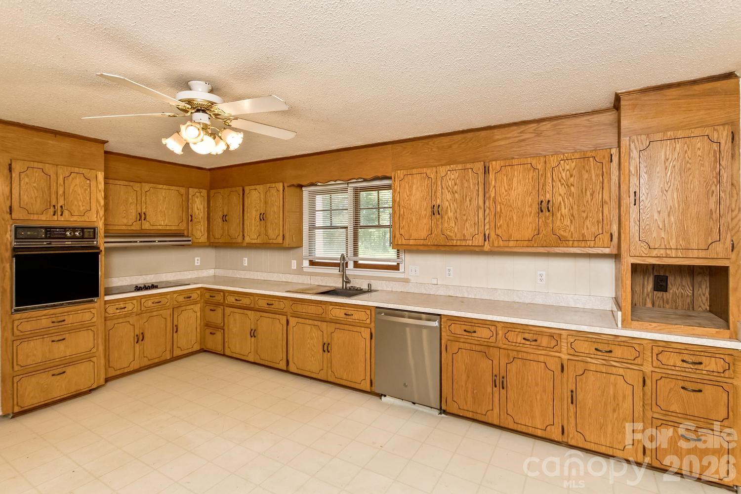 94 Stone Drive Property Photo 18