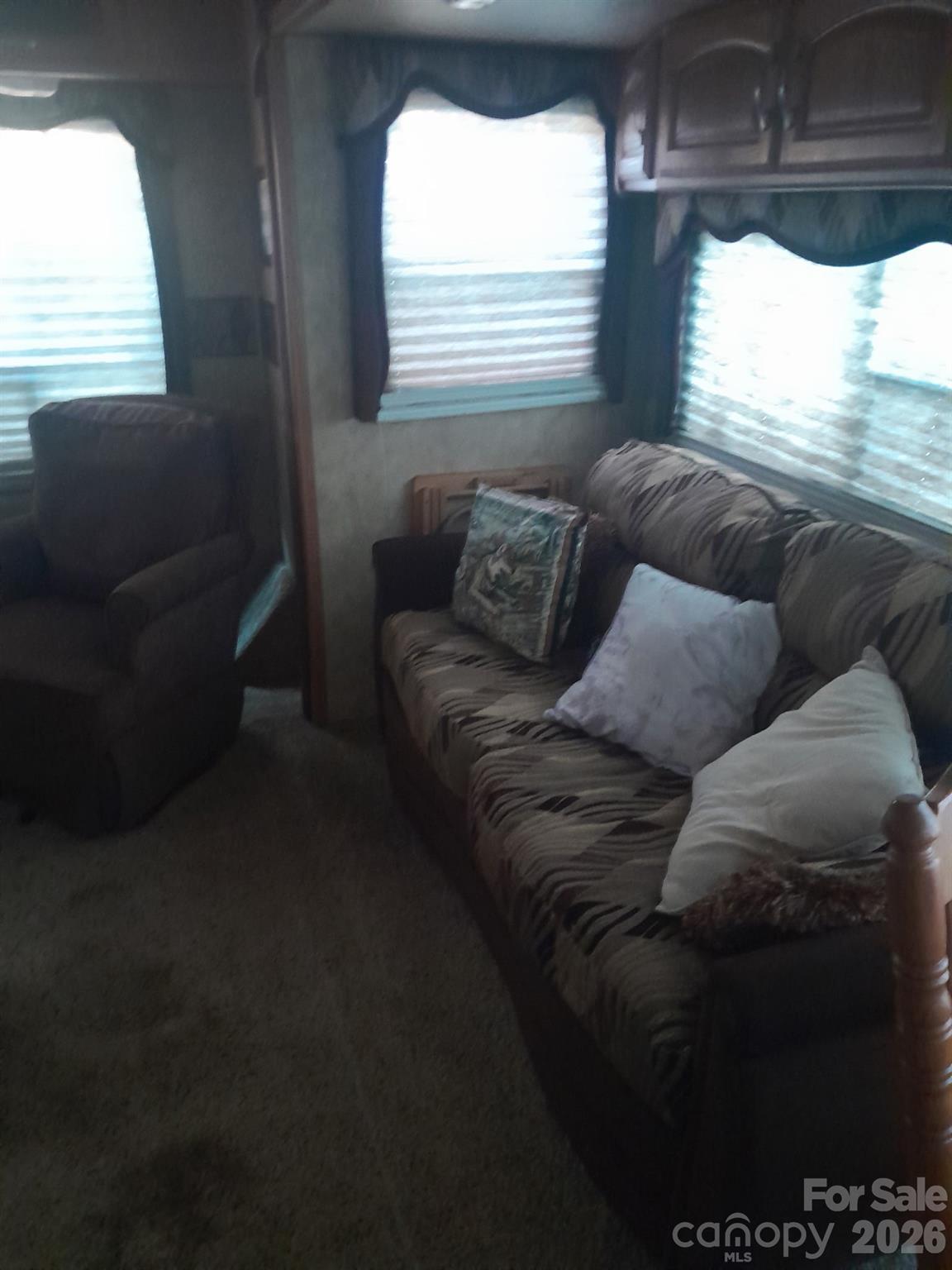 110 Starboard Trail Property Photo 3