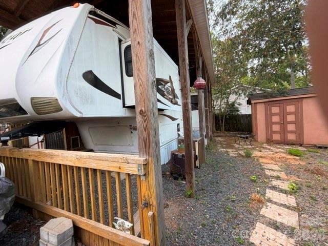 110 Starboard Trail Property Photo 7