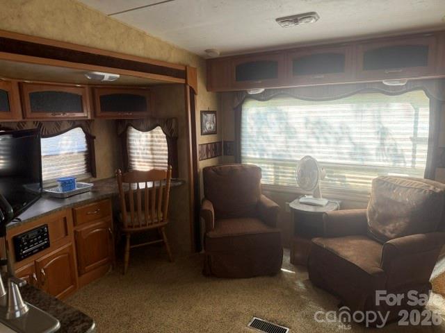 110 Starboard Trail Property Photo 9