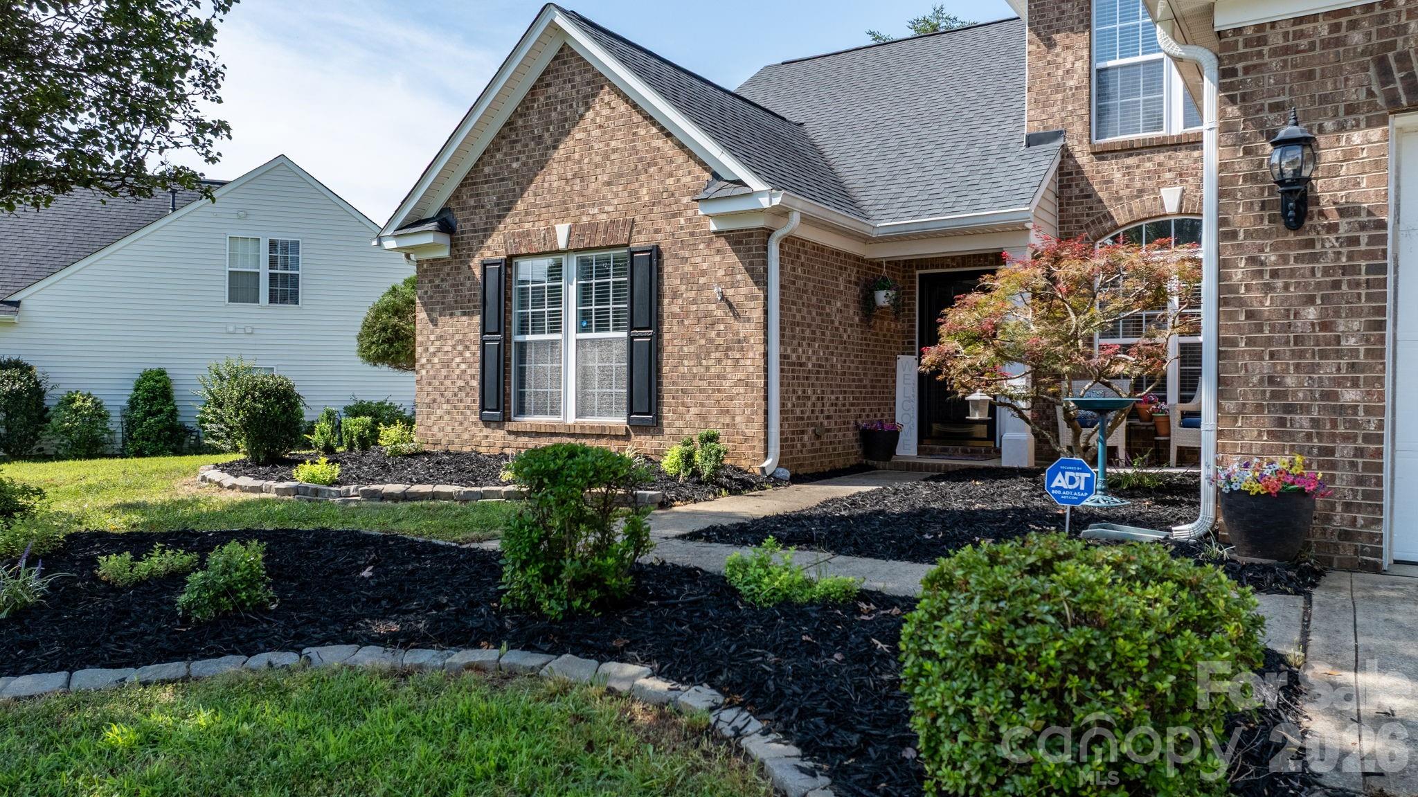 2413 Smith Cove Road Property Photo 2