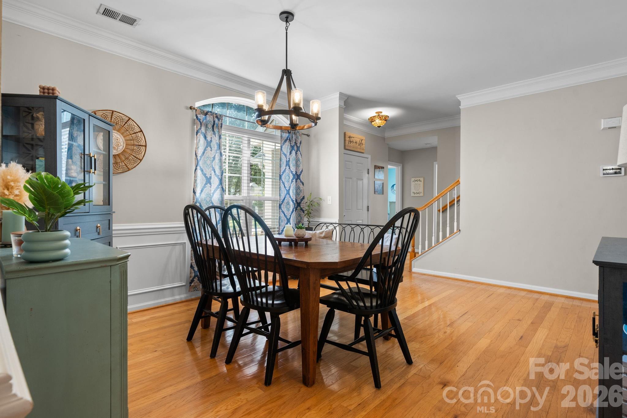 2413 Smith Cove Road Property Photo 3