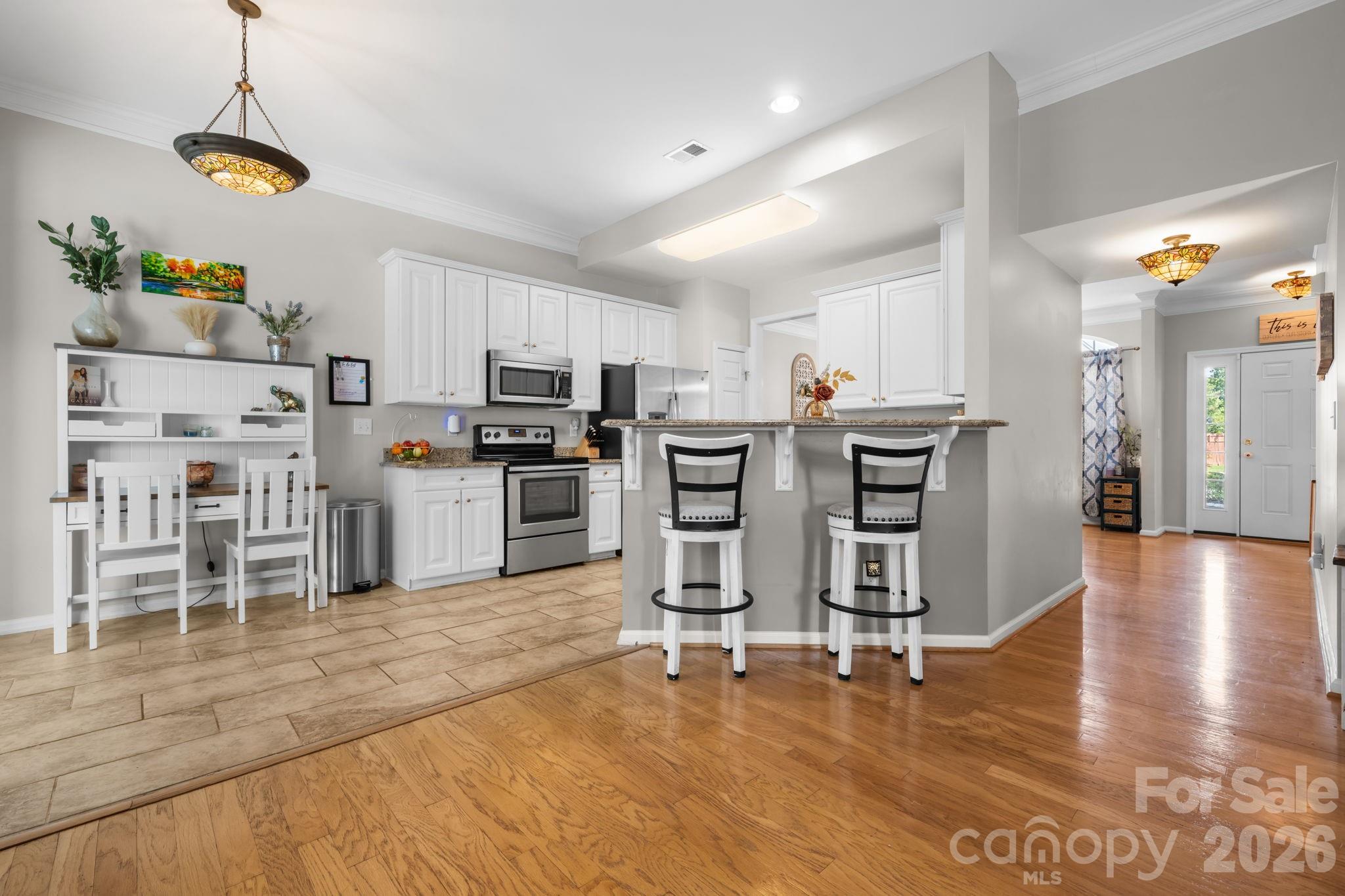 2413 Smith Cove Road Property Photo 6