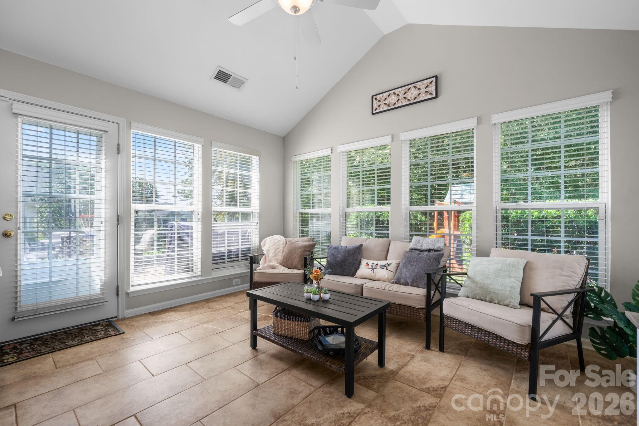 2413 Smith Cove Road Property Photo 8