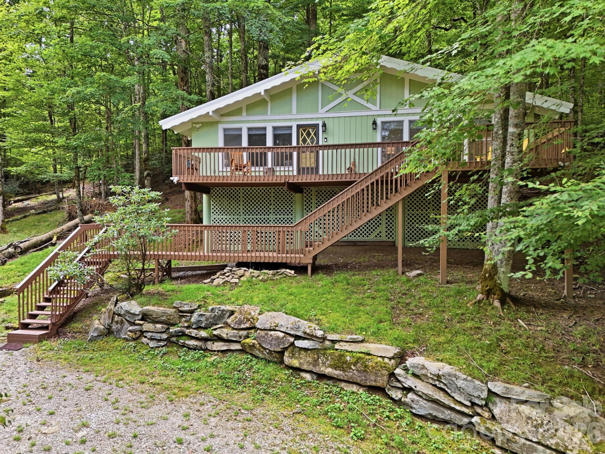 242 Charter Hills Road Property Photo 2