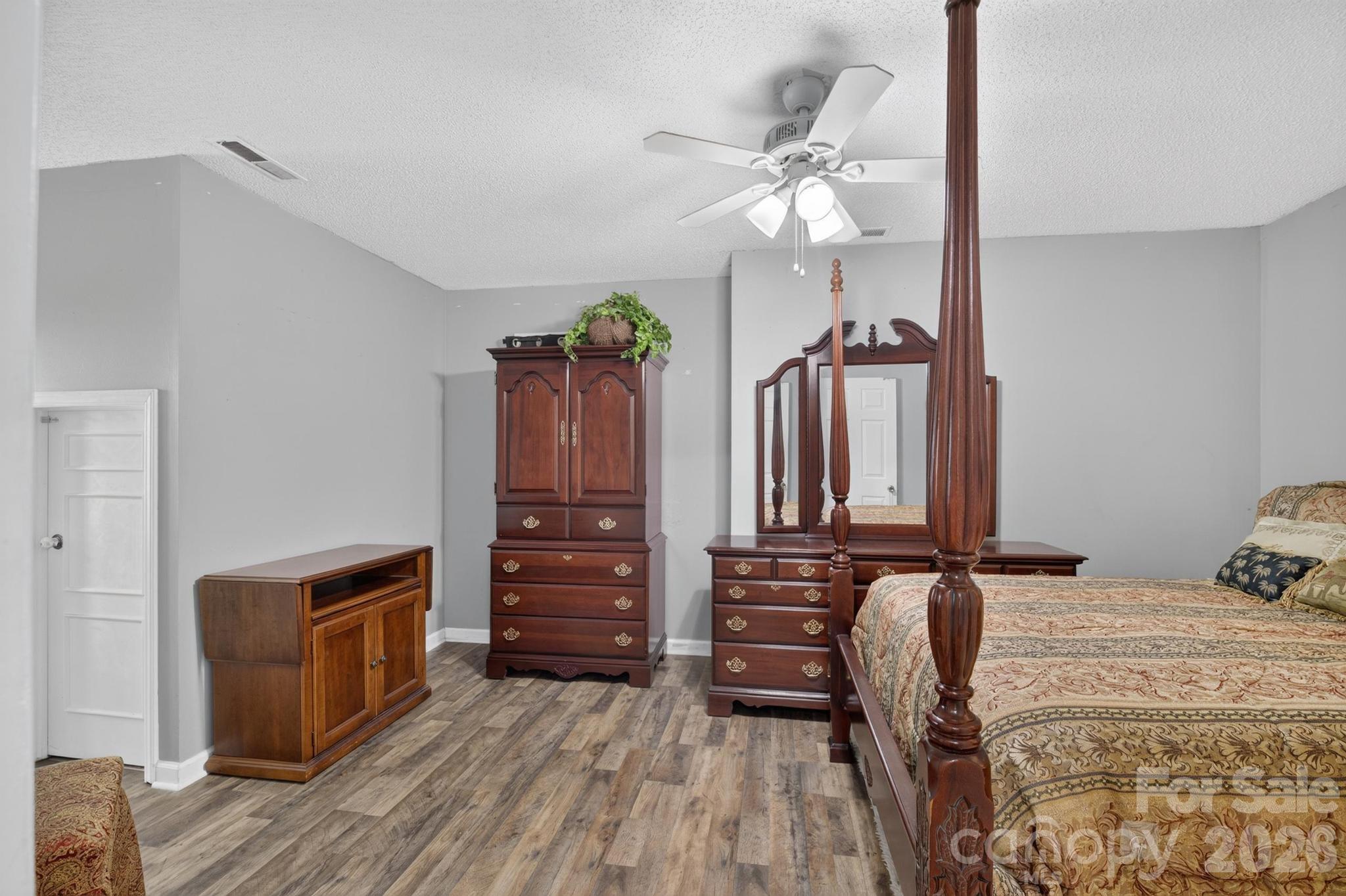 922 Plantation Drive Property Photo 37