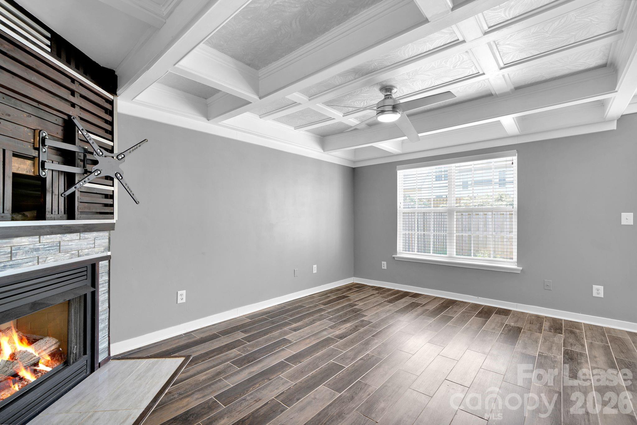 9653 Terrier Way Property Photo 6