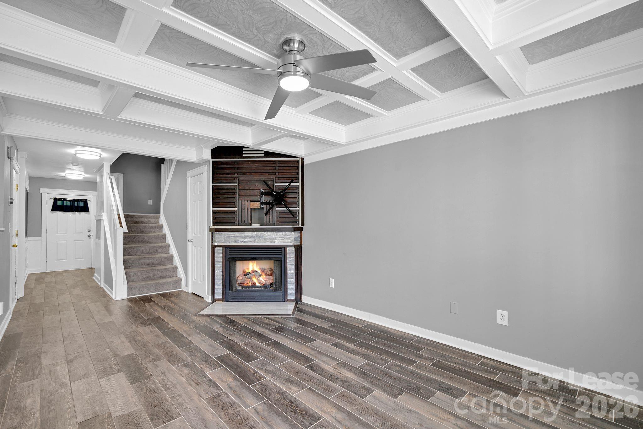 9653 Terrier Way Property Photo 7