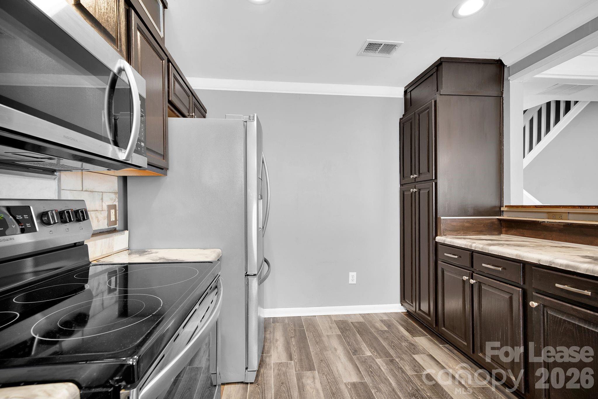 9653 Terrier Way Property Photo 12