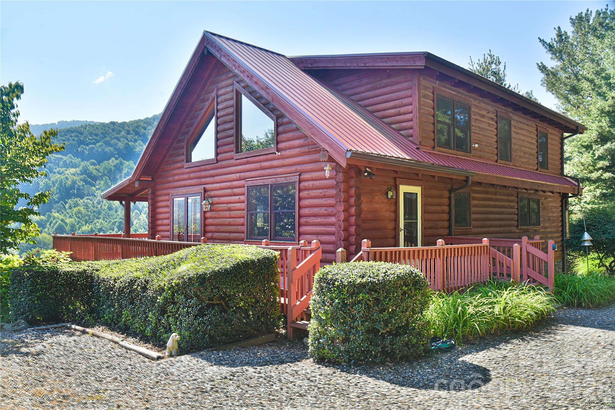 27 Winn Drive Property Photo 1
