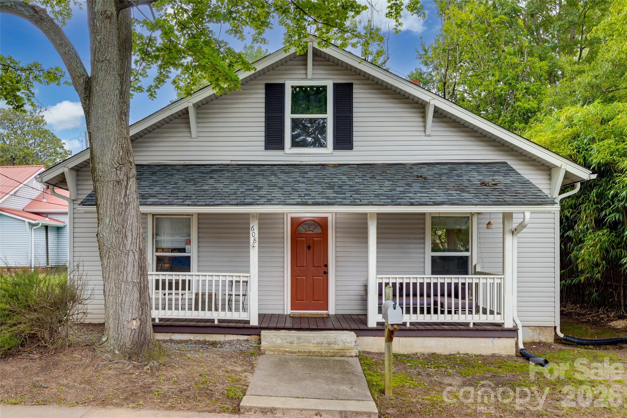 608 Spruce Street Property Photo 1