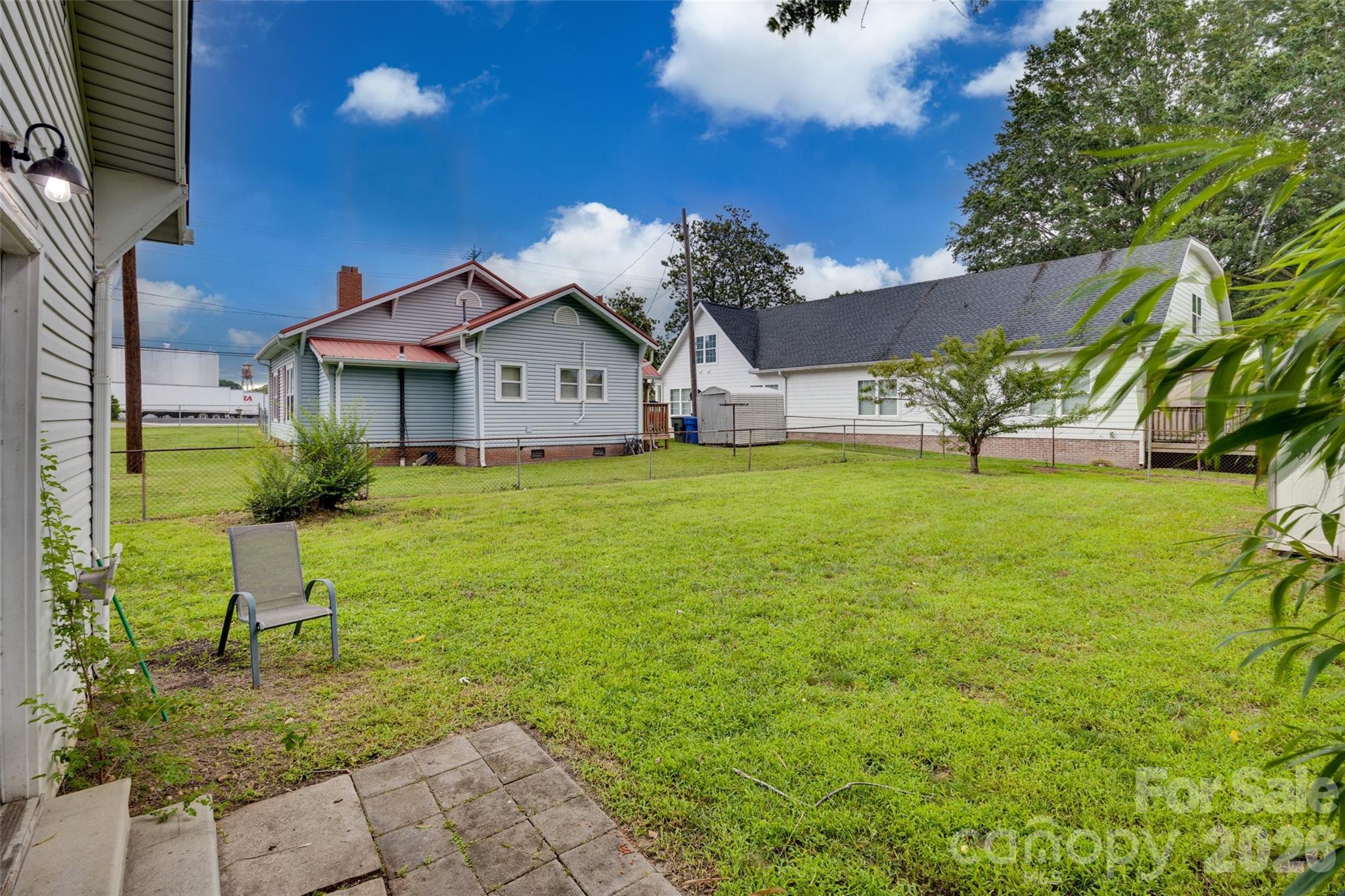 608 Spruce Street Property Photo 28