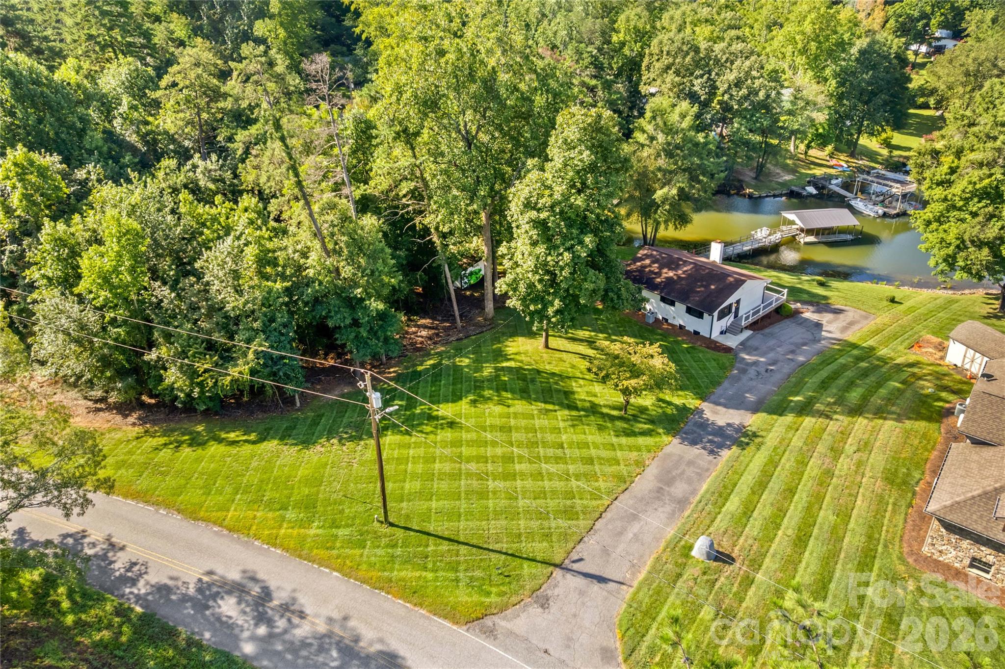 150 Shady Cove Drive Property Photo 8