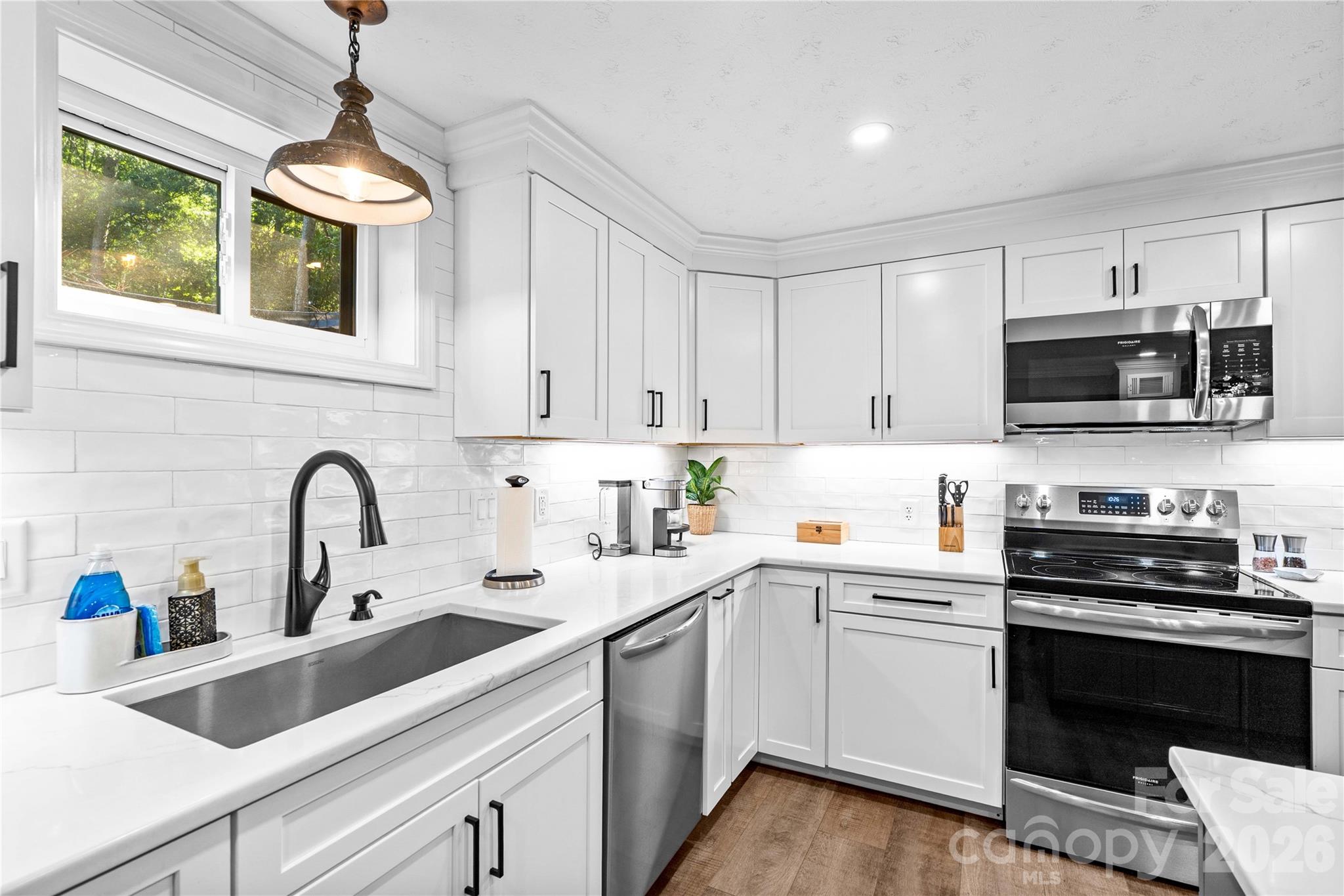 150 Shady Cove Drive Property Photo 38
