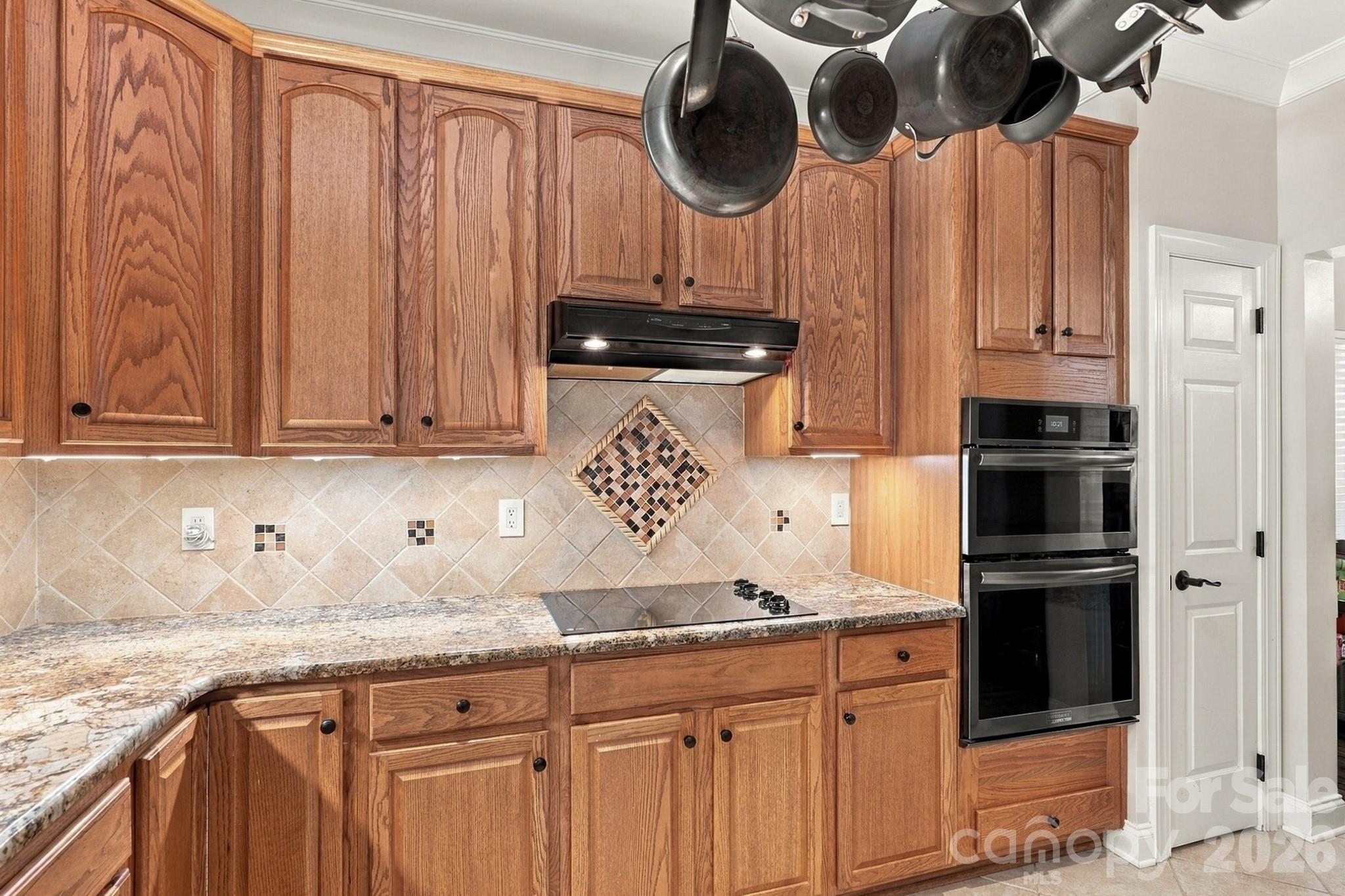 1213 Boyden Place Property Photo 10