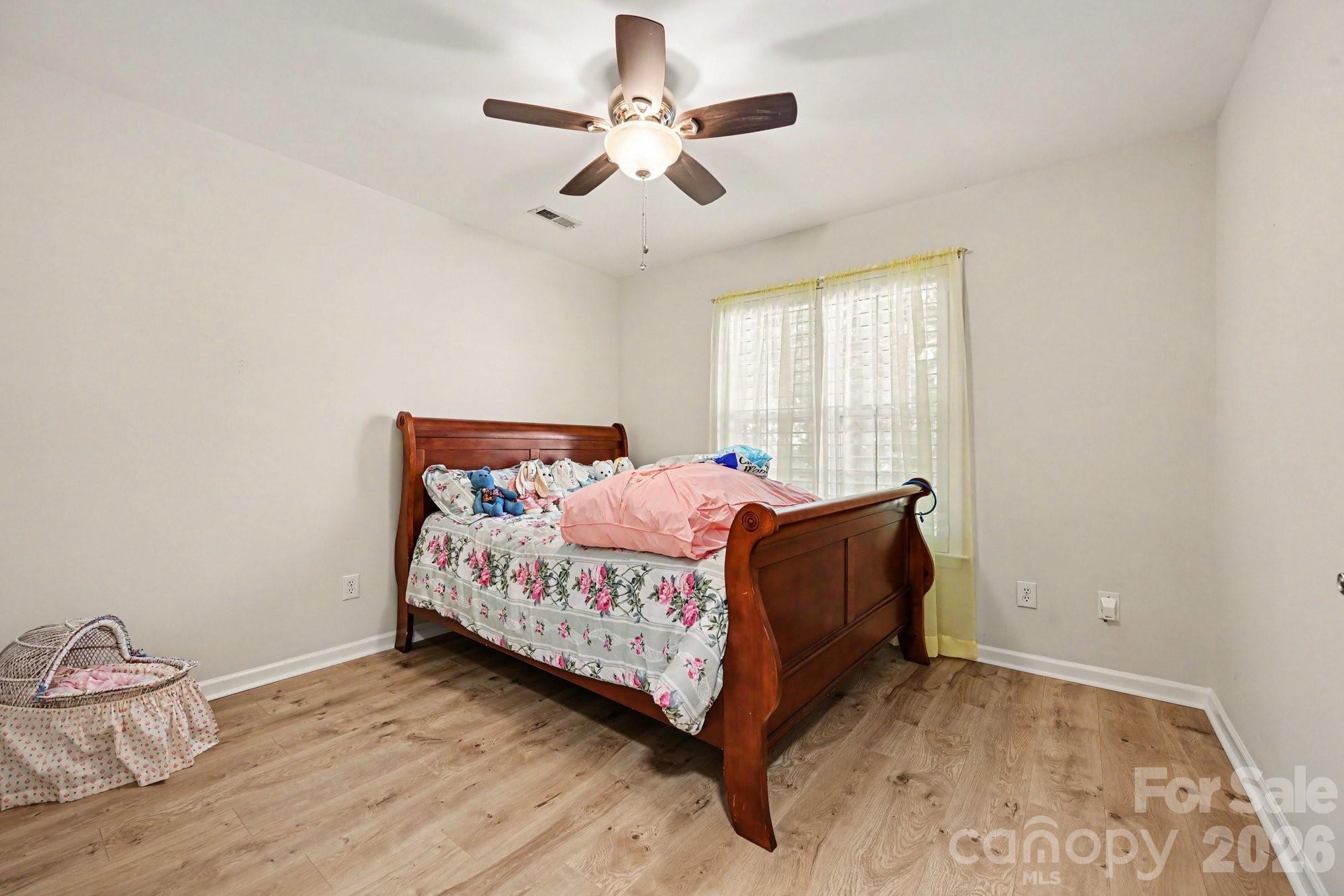 219 Edinburgh Court Property Photo 13