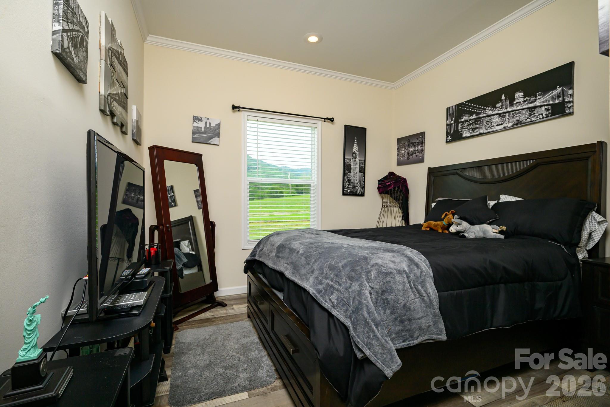 324 Plemmons Place Property Photo 10