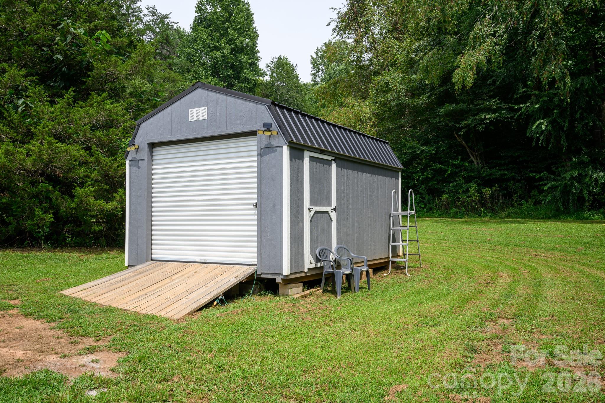 324 Plemmons Place Property Photo 22