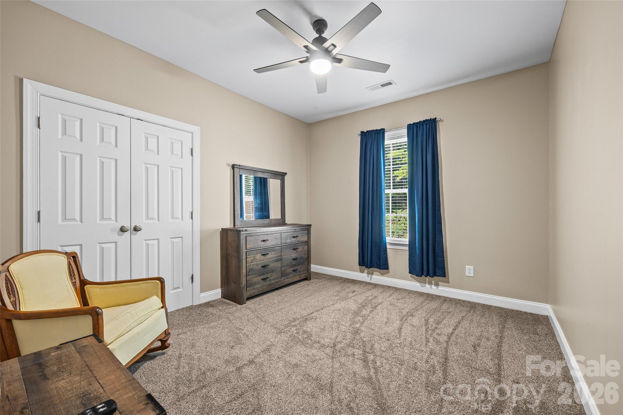 1063 Hunters Run Drive Property Photo 18