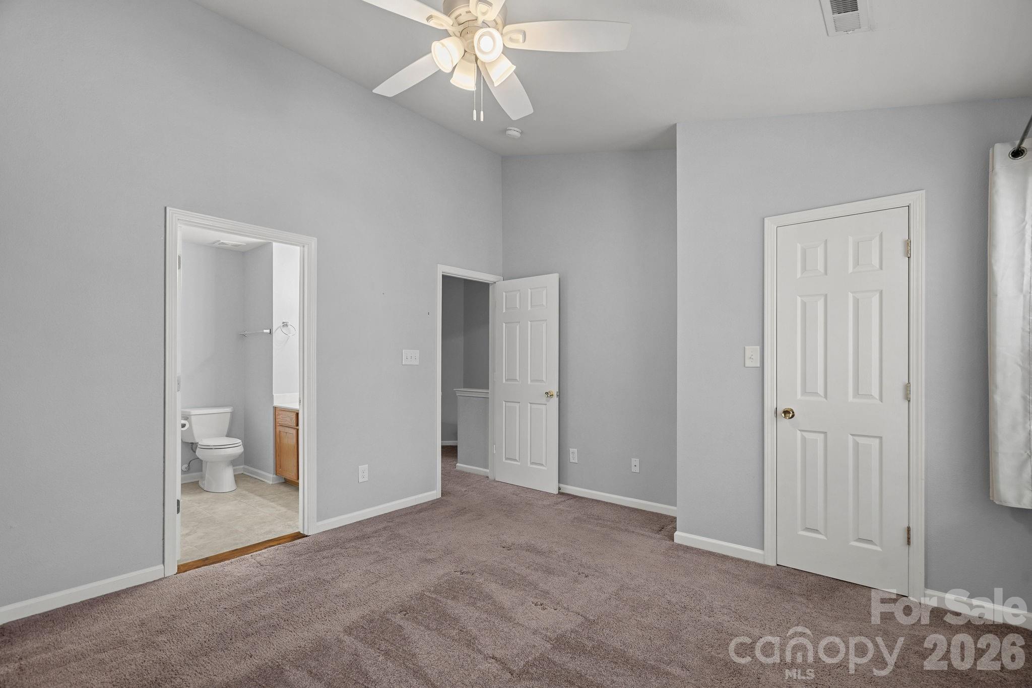 4037 Center Place Drive Property Photo 14