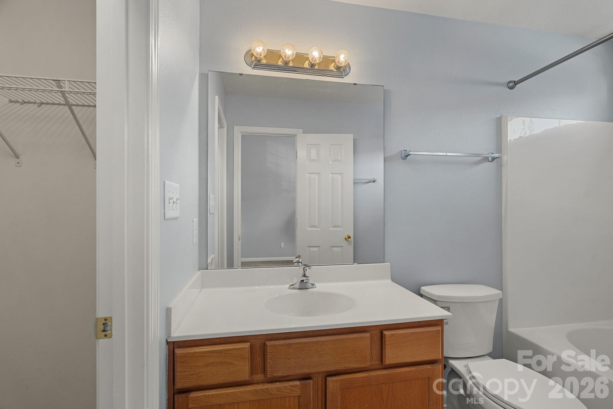 4037 Center Place Drive Property Photo 21
