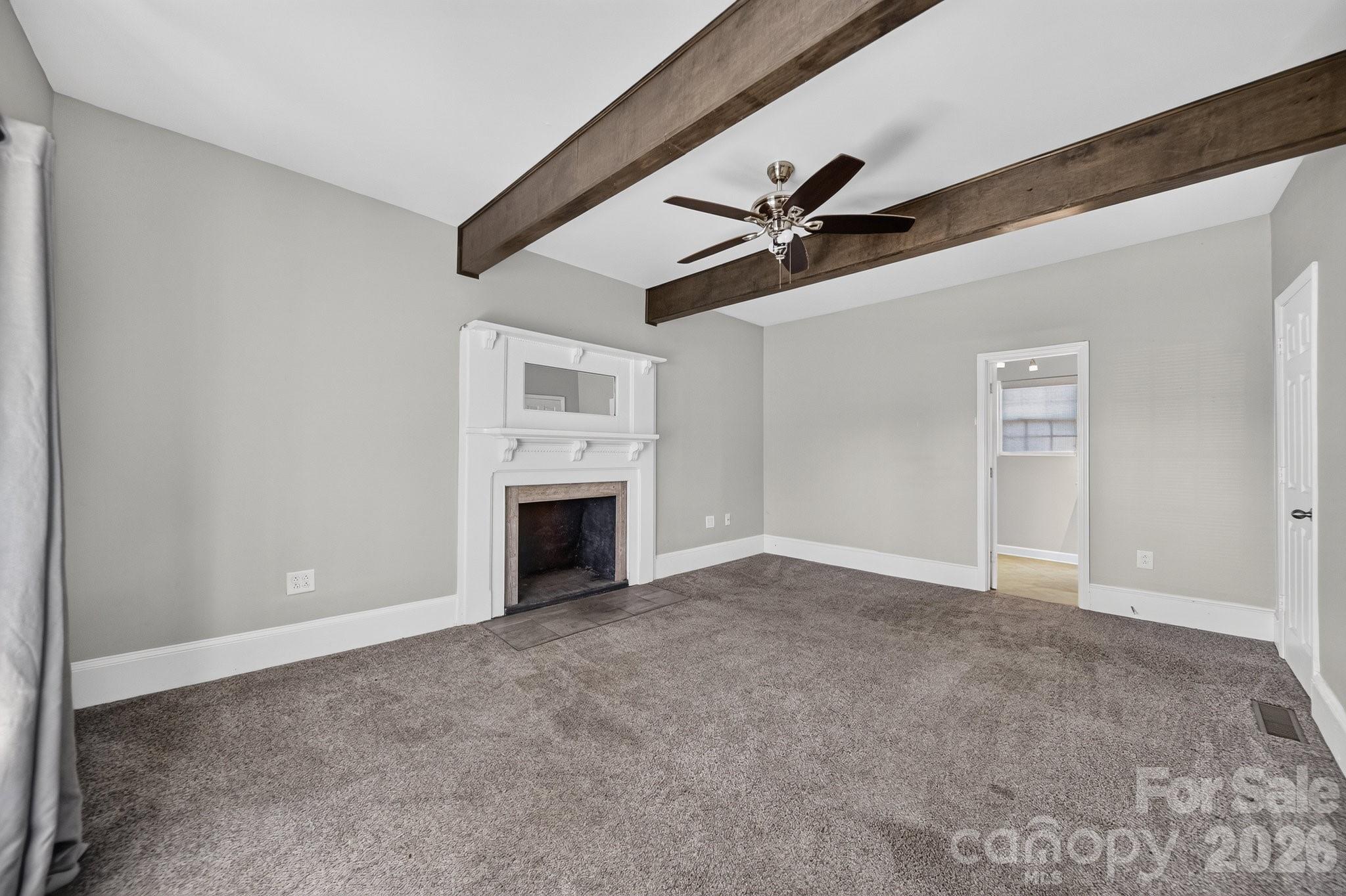 659 N Main Street Property Photo 18