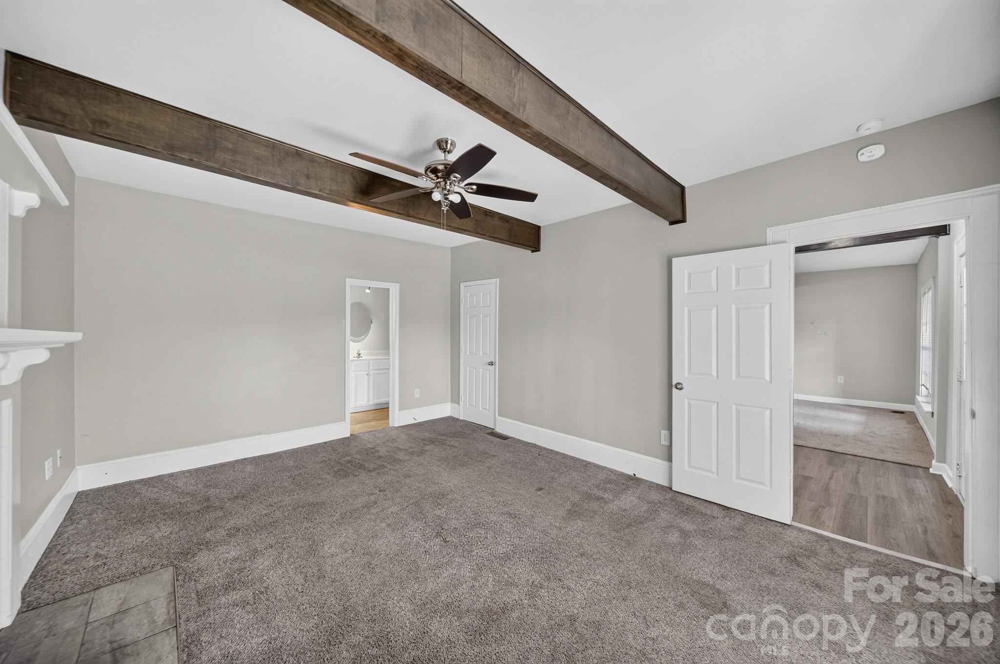 659 N Main Street Property Photo 19