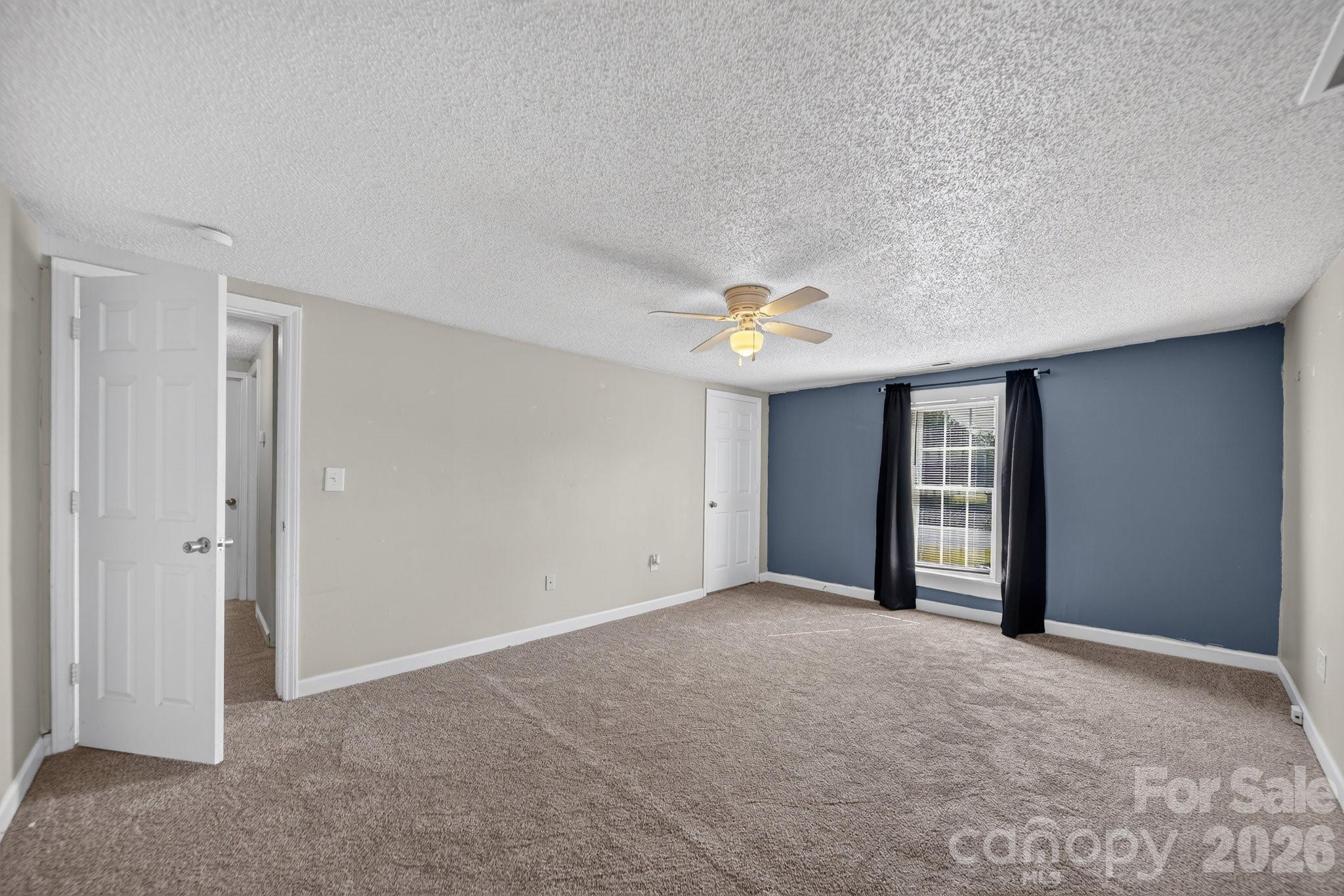 659 N Main Street Property Photo 25