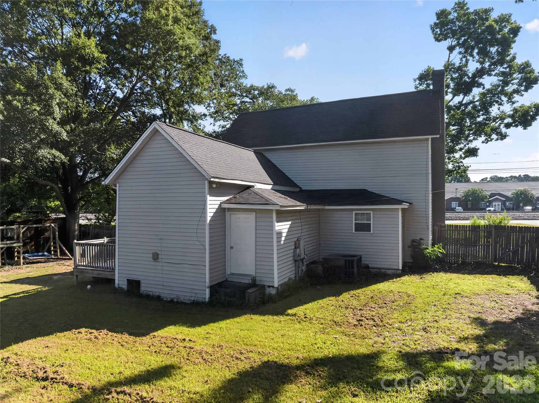 659 N Main Street Property Photo 40
