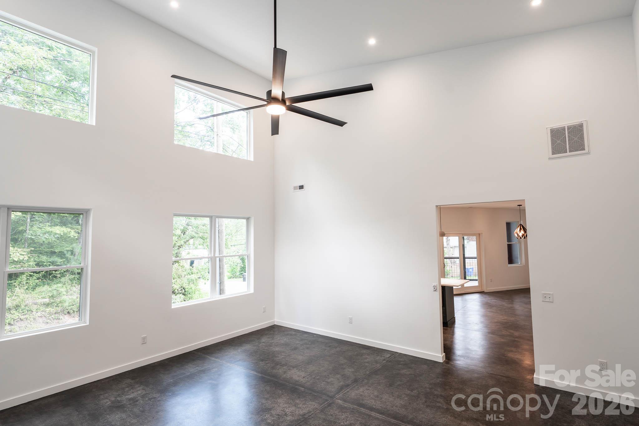 33 Spooks Branch Road Property Photo 10