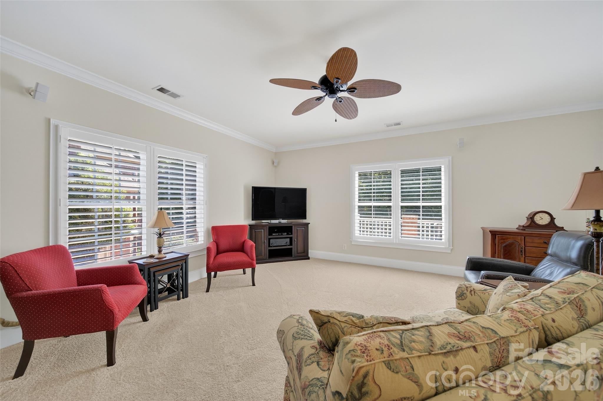 3574 Live Oaks Avenue Property Photo 16
