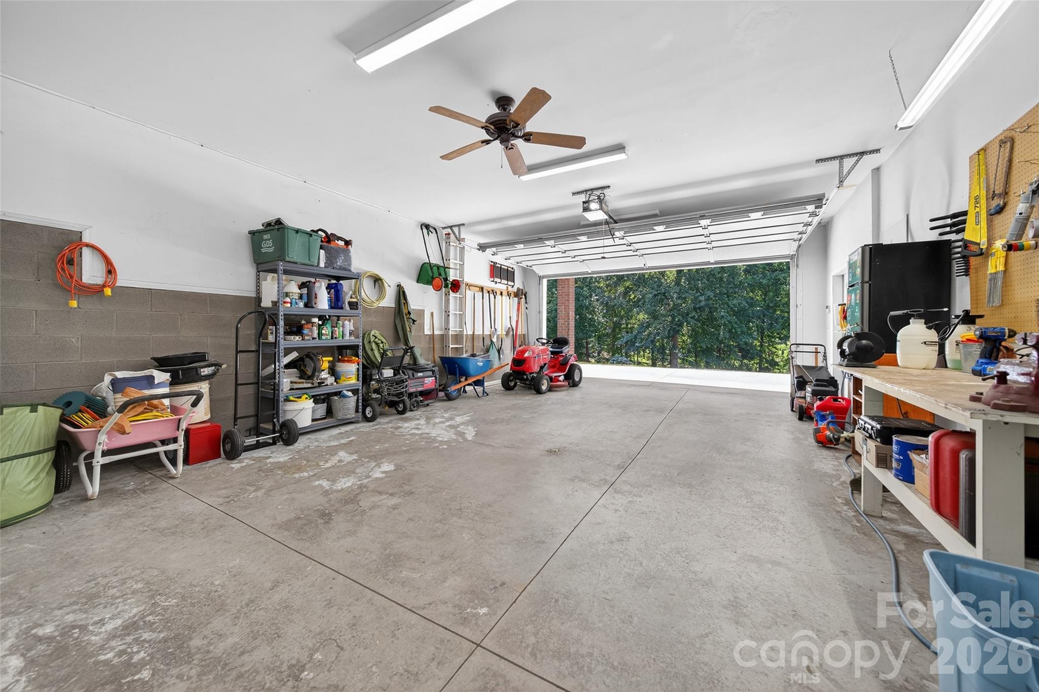 3574 Live Oaks Avenue Property Photo 30