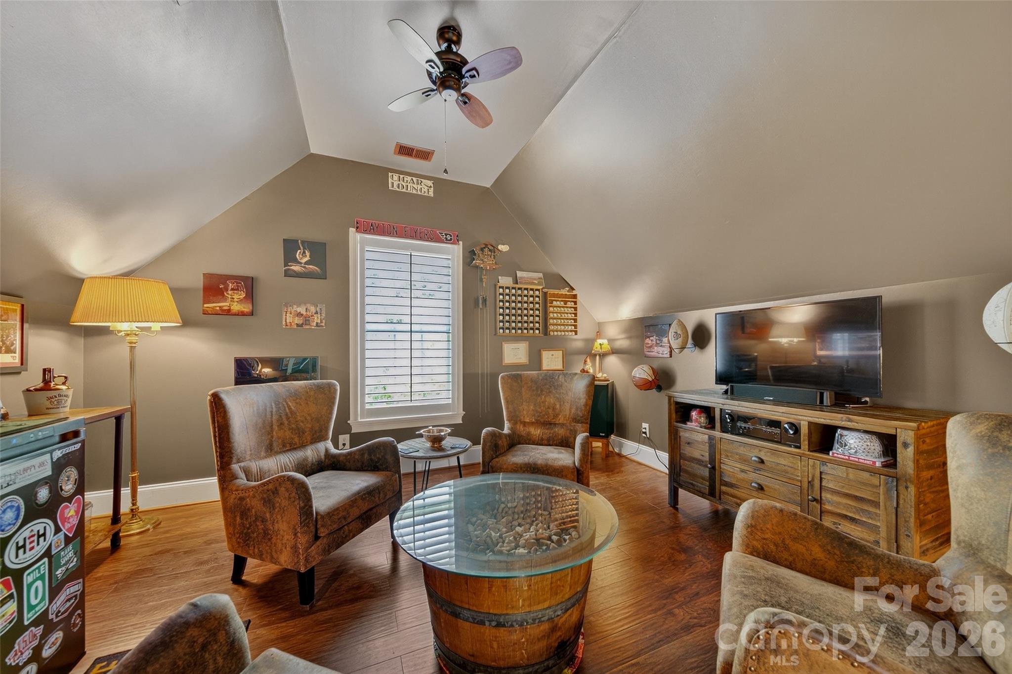 3574 Live Oaks Avenue Property Photo 43