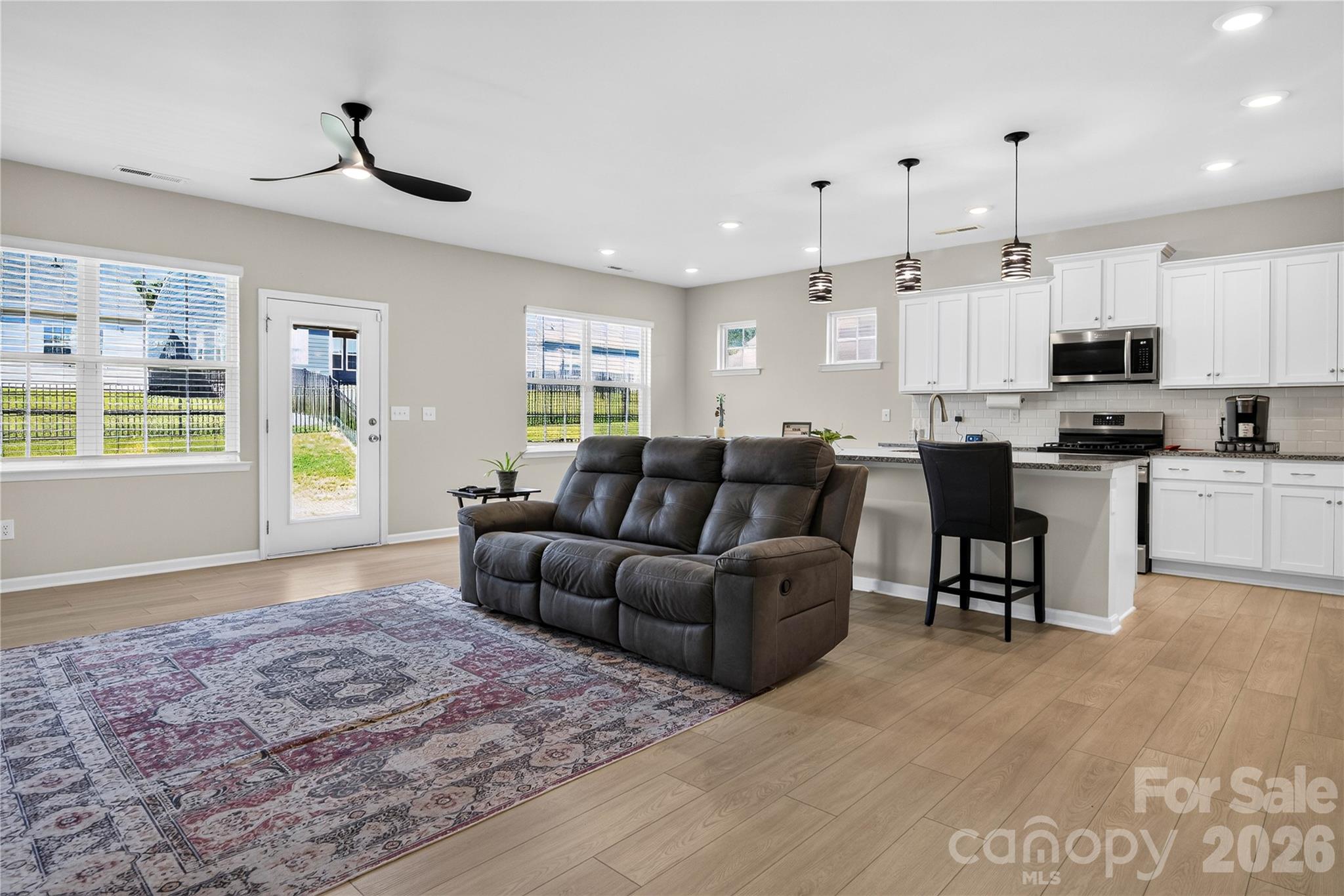 108 Pampas Place Property Photo 6