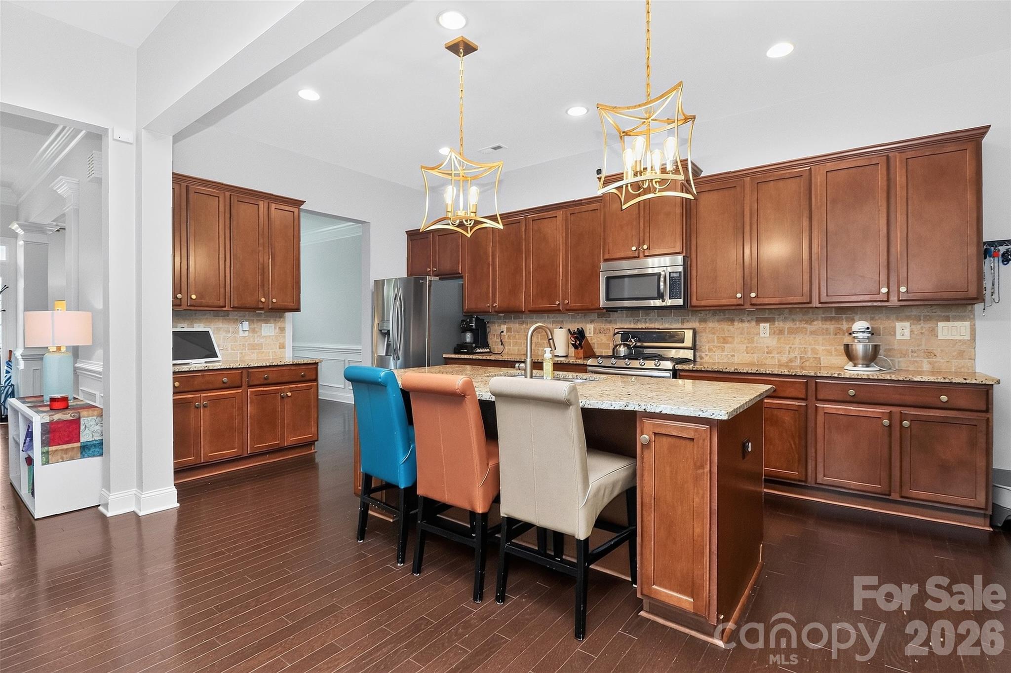 5112 Forest Knoll Court Property Photo 8
