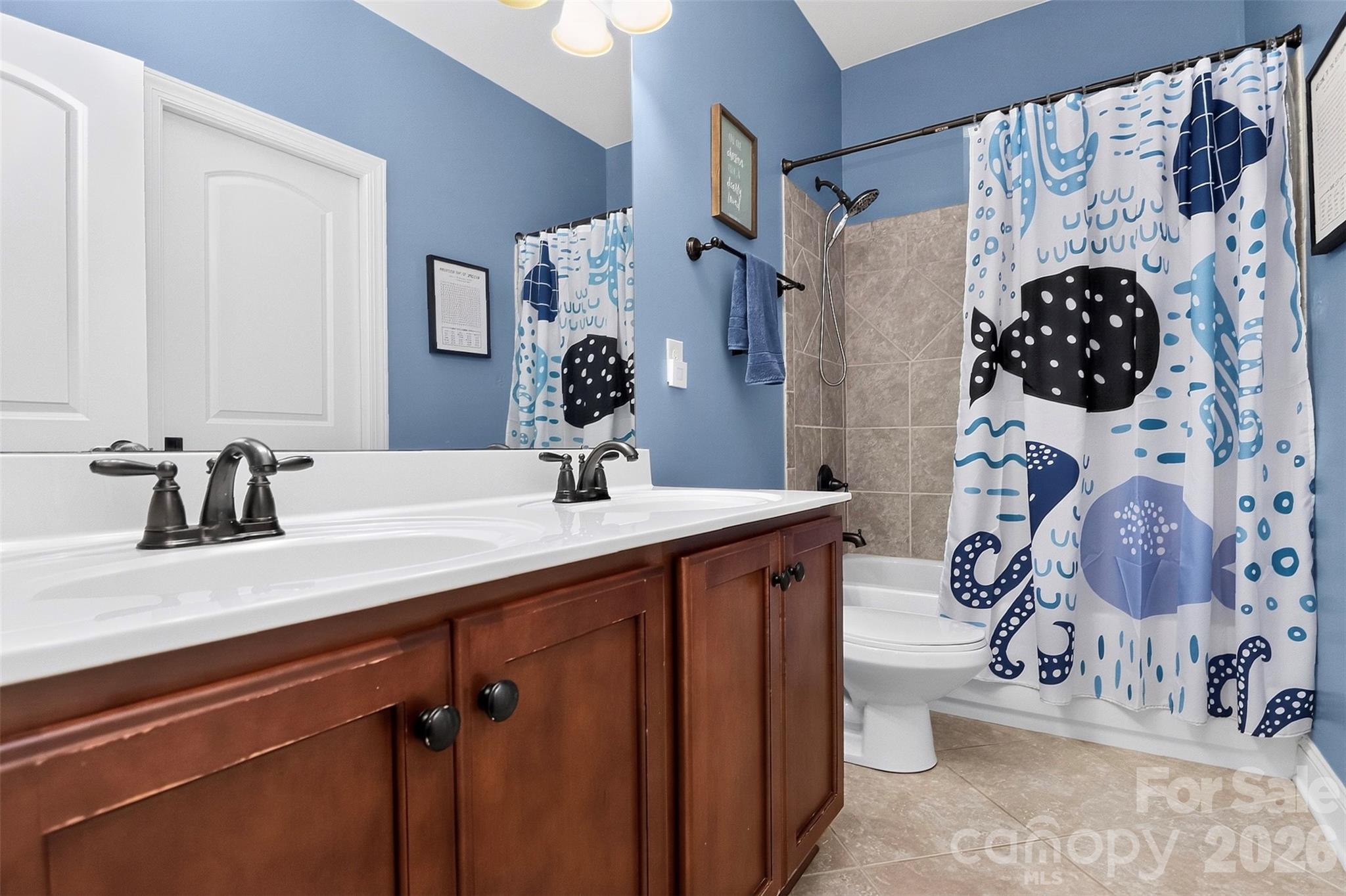 5112 Forest Knoll Court Property Photo 17