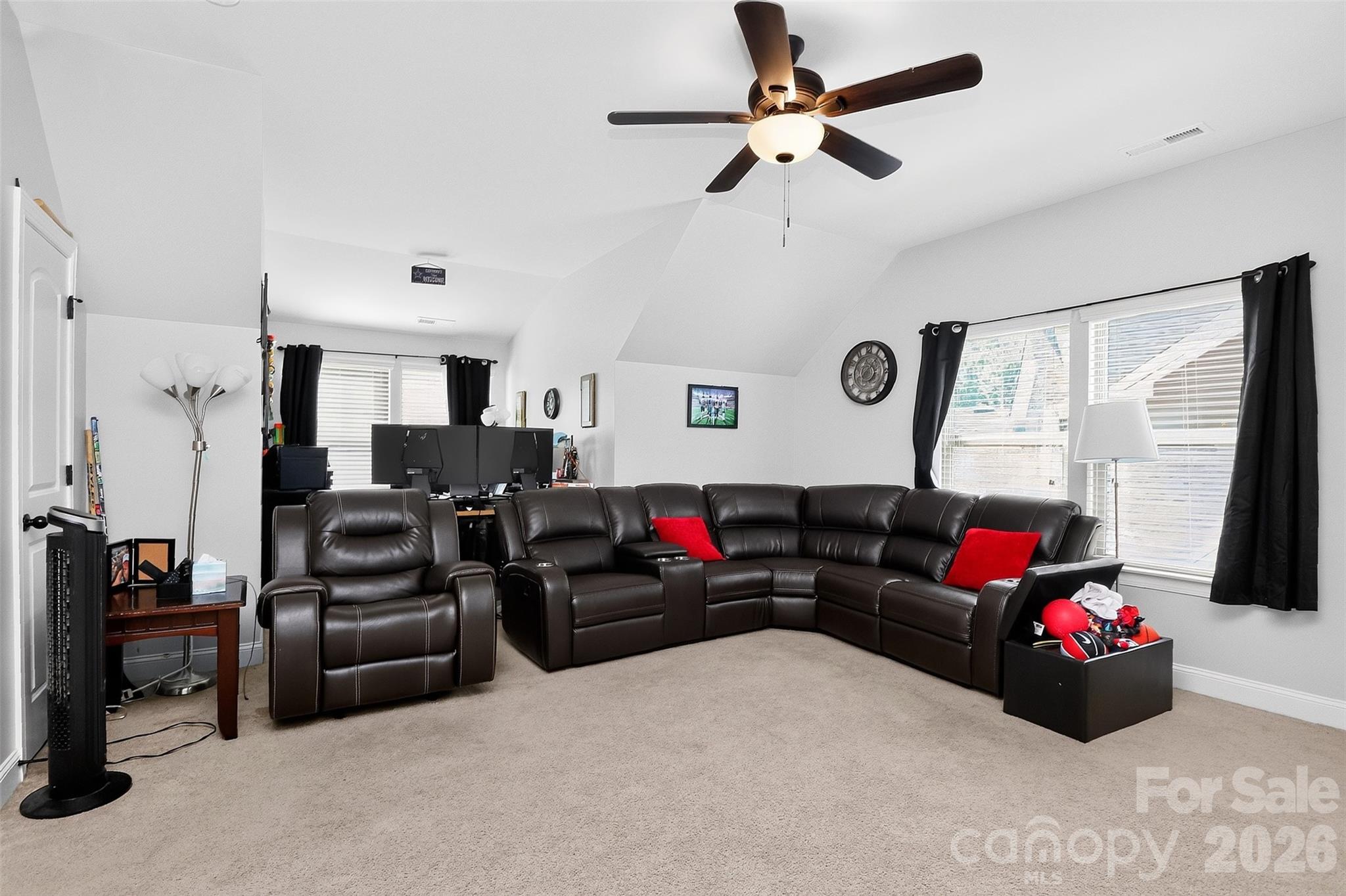 5112 Forest Knoll Court Property Photo 26