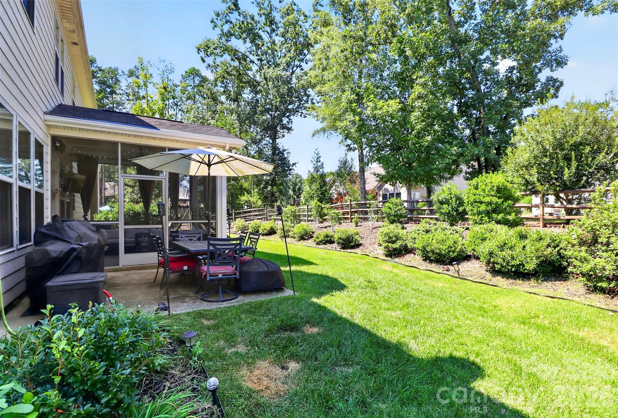 5112 Forest Knoll Court Property Photo 30