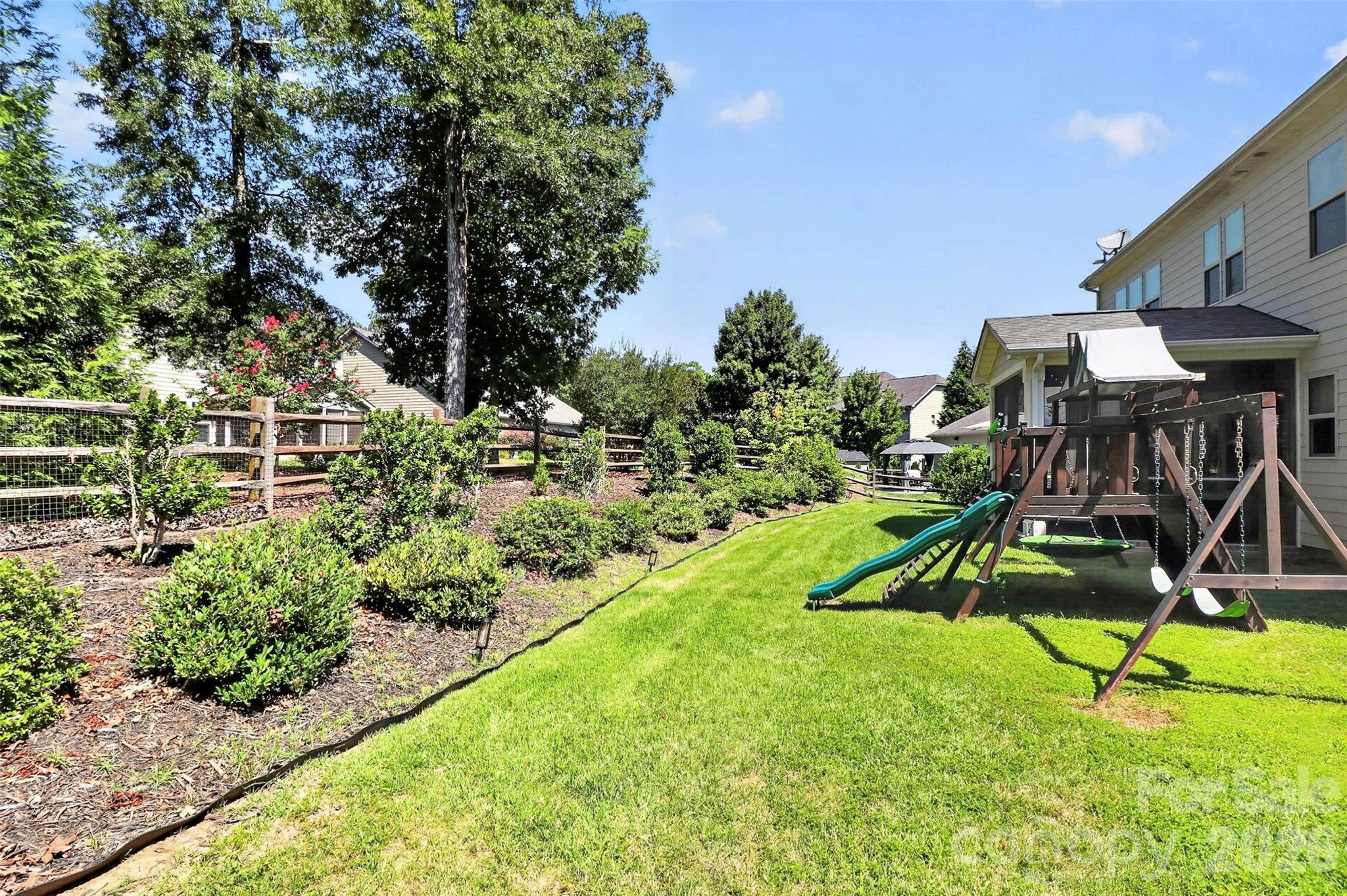 5112 Forest Knoll Court Property Photo 33