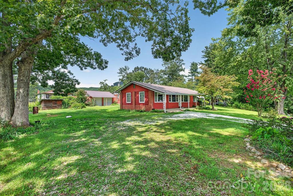 2409 Lucas Street Property Photo 6