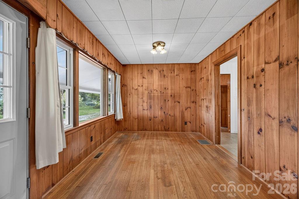 2409 Lucas Street Property Photo 14