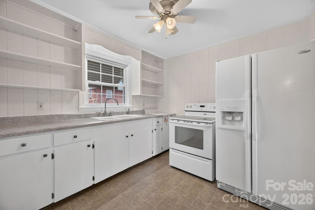 2409 Lucas Street Property Photo 16