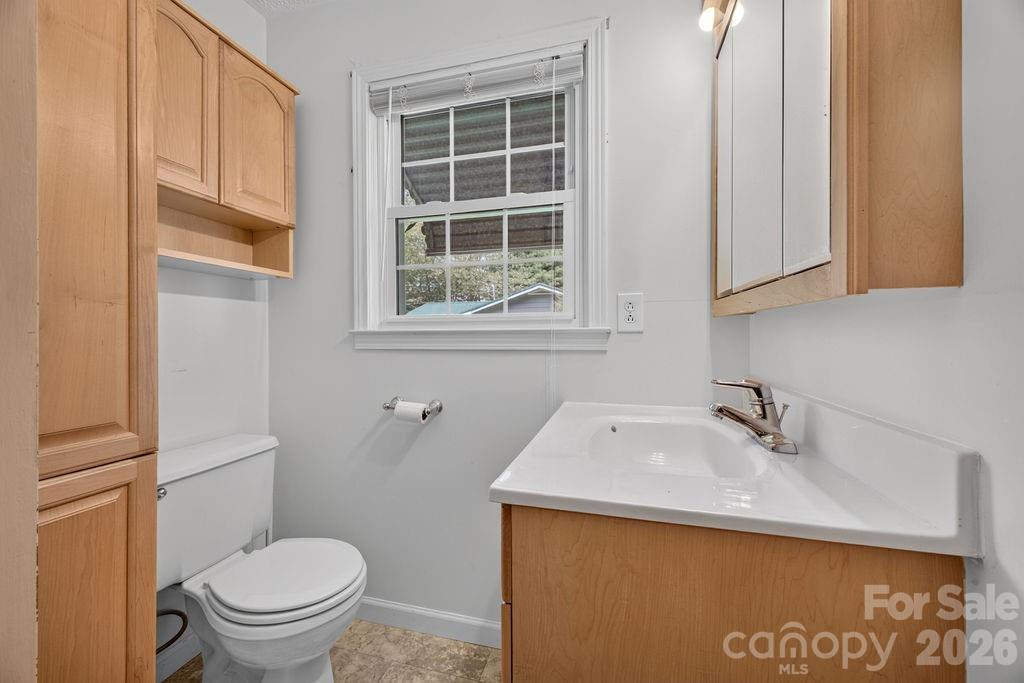 2409 Lucas Street Property Photo 28