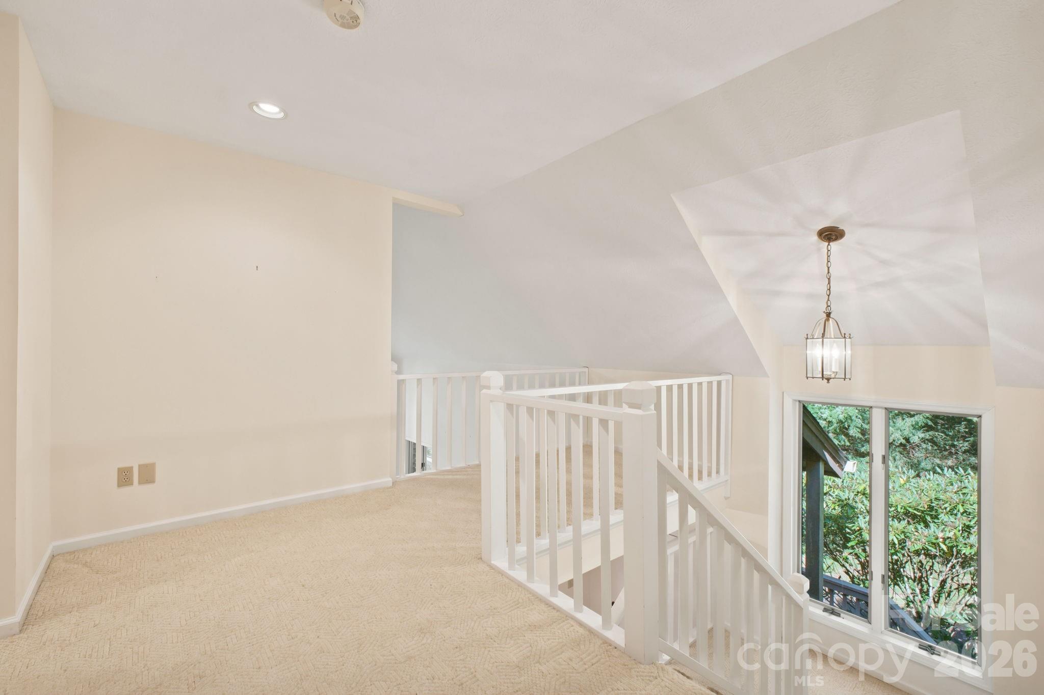 765 Oak Ridge Drive Property Photo 17