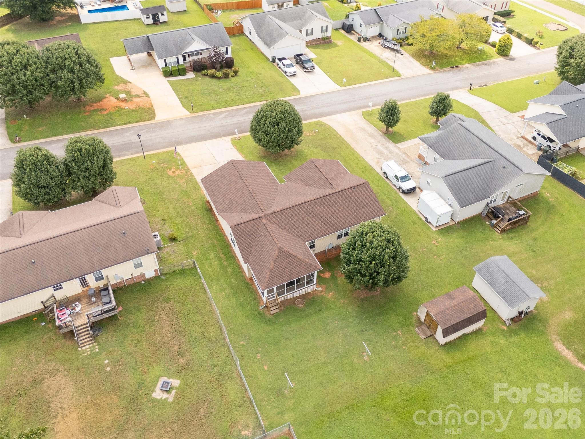 607 Helms Drive Property Photo 4