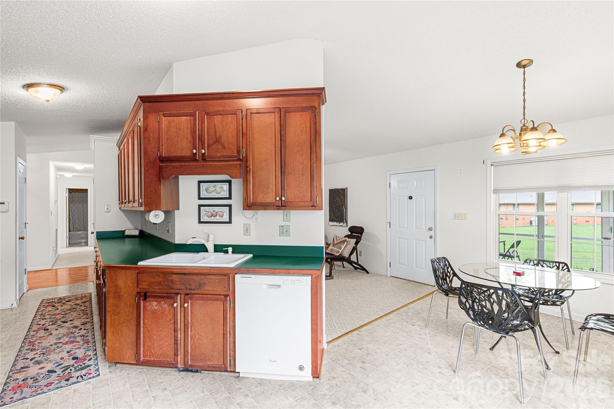 607 Helms Drive Property Photo 18